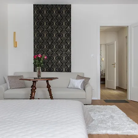 Keller * Balatonboglar